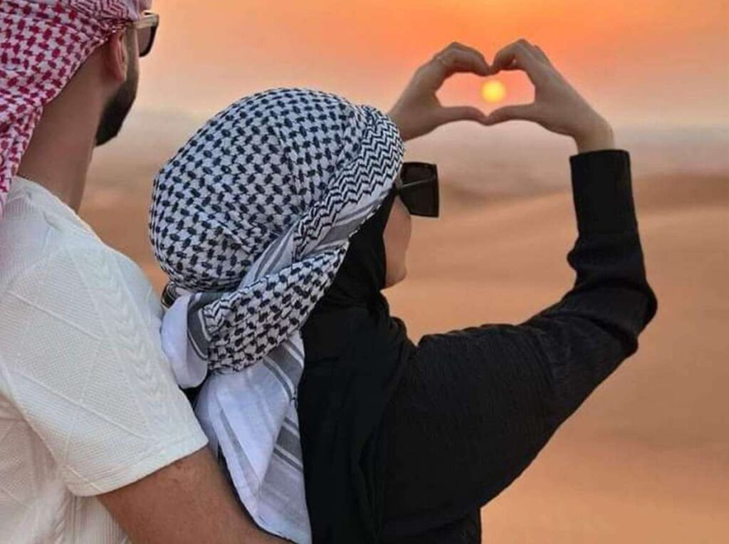men-women-sunset